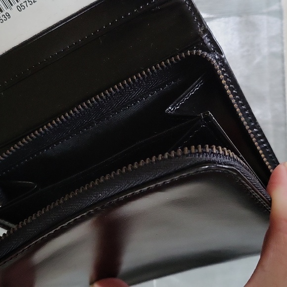 Polo by Ralph Lauren Chic Wallet with Strap or Belt Loop - Still Has Tags - Picture 4 of 10